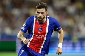 Khvicha Kvaratskhelia pelo PSG 
