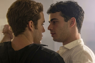 Globo adia beijo entre Mau Mau e Felipe na novela Quem Ama Cuida (Imagem: Reprodução / Globo)