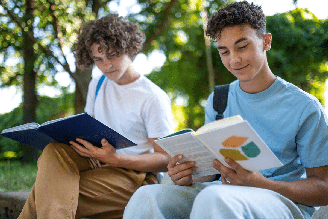 Ler por interesse próprio ajuda os jovens a ampliar o repertório e o gosto pela literatura