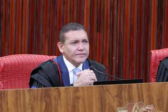Nunes Marques quer saber detalhes do funcionamento do canal em apoio à candidatura de Lula