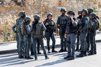 Ao menos dois militares israelenses morreram em um tiroteio nos arredores de Hebron