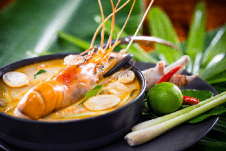O capim-santo pode ser usado em sopas e caldos para para aromatizar o cozimento
