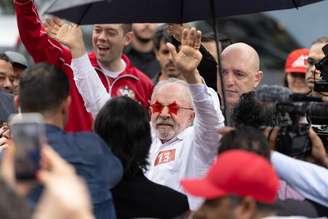 Lula votou em São Bernardo do Campo nesta manhã de domingo