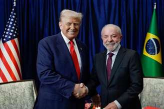 Trump e Lula durante reunião na Malásia