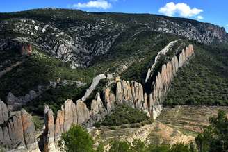 A Muralha Chinesa de Huesca tem 840 metros. Há 969 anos, um senhor da guerra construiu seu castelo nela.