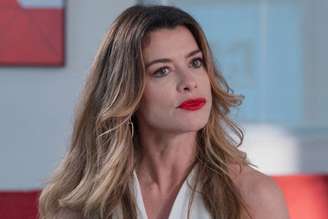 Vanessa é a vilã em Por Você (Imagem: Reprodução/Globo)