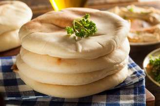pão sírio caseiro.