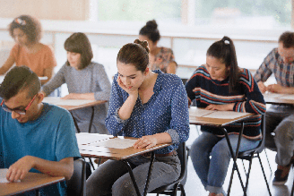 Saber como administrar o tempo durante o exame pode ajudar o candidato a aproveitar melhor cada etapa da prova