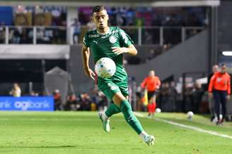 Santos e Palmeiras empataram em 0 a 0 na Vila Belmiro.