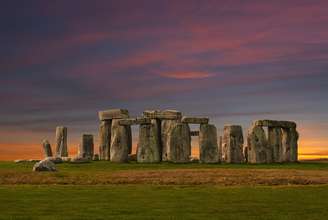 7. Stonehenge, Witshire, Inglaterra. Avaliado em: 10.538 bilhões de euros (cerca de R$ 26.767 bilhões)