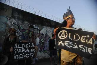 Um grupo de mulheres indígenas ocupou o prédio do antigo Museu do Índio, ao lado do Estádio Jornalista Mário Filho, o Maracanã, na zona norte do Rio de Janeiro