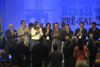 <p>Consórcio formado pelas empresas Shell, Total, CNPC, CNOOC e Petrobras foi o vencedor da 1ª Rodada de Licitação do Pré-Sal</p>