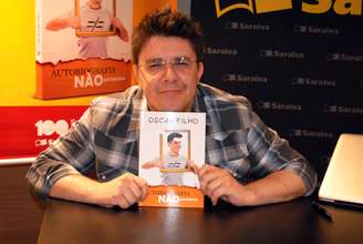 O humorista Oscar Filho, do programa CQC, da Band, lançou sua autobiografia na Livraria Saraiva do Shopping Eldorado, em São Paulo, nessa quinta-feira (3)