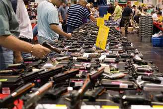 <p>Acidente aconteceu em um feira de exposições de armas, no centro da Pensilvânia</p>