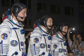 A missão conta com um astronauta russo, um americano e outro japonês