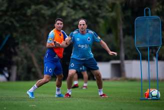 Ceni tem dado atenção especial ao meia Thago Neves desde que chegou ao Cruzeiro- (Bruno Haddad/Cruzeiro)