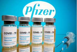 Vacina da Pfizer contra Covid-19
31/10/2020 REUTERS/Dado Ruvic/Illustration