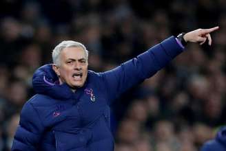 José Mourinho criticou o treinador da Inglaterra pelas escolhas na hora das cobranças de pênaltis
14/01/2020 Reuters/Matthew Childs