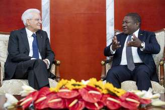 Sergio Mattarella com o presidente Filipe Nyusi