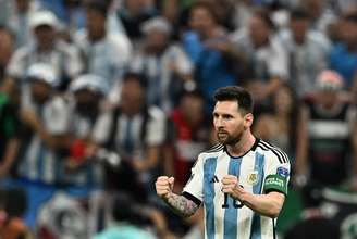 Lionel Messi durante a partida entre Argentina e México pela Copa do Mundo do Catar.