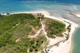 A autorização, liberada em julho de 2022, permitia construção do muro com extensão de até 250 metros. 