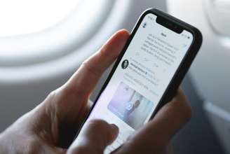 Internautas relatam 'sequestro' de dados para denúncias contra perfis progressistas na rede social X