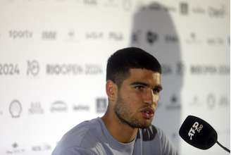 Carlos Alcaraz faz jogo amistoso contra Sinner neste sábado, na Coreia do Sul.