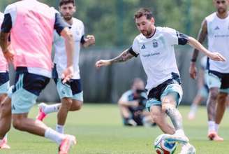 Messi em treino da seleção Argentina nos EUA 