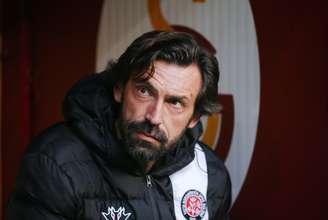 Andrea Pirlo, campeão do mundo em 2006, durante passagem como treinador pelo Fatih Karagumruk, da Turquia - 