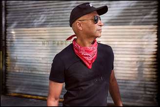 Tom Morello lança single inspirado em jovens da resistência contra os nazistas