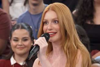 Nova Fernanda Torres? Marina Ruy Barbosa viraliza ao participar do Altas Horas: “velocidade 0.5x”