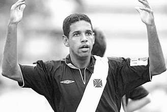 Zagueiro Henrique, cria do Vasco, morreu aos 49 anos