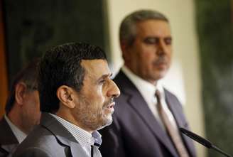 Mahmud Ahmadinejad chegou ao Iraque nesta quinta-feira para uma visita de dois dias