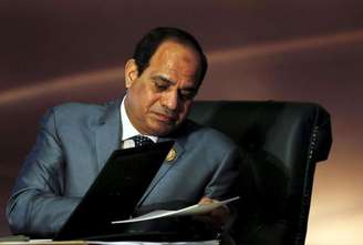 Presidente do Egito Abdel Fattah al-Sisi participa de cúpula árabe, sul do Cairo. 29/03/2015.