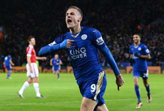 Vardy é destaque do virtual campeão do Campeonato Inglês 