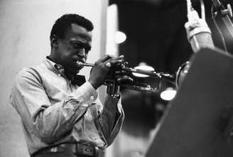 Miles Davis em sessão de gravação do disco 'Kind Of Blue', em 1959 