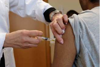 Busca por uma vacina contra o coronavírus envolve países do mundo todo