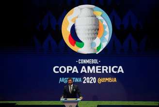 Presidente da Conmebol, Alejandro Dominguez, com logotipo da Copa América so fundo. 3/12/2019  REUTERS/Luisa Gonzalez/File Photo