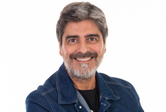 Junno Andrade assume paternidade de filho de 38 anos após exame de DNA. 