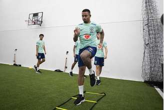 Gabriel Jesus durante treino na Granja Comary, em Teresópolis –