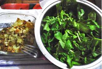 Agrião- 11 Kcal (100g) - Tem vitaminas A, B1, B2 e C, além de manganês, fósforo, ferro e zinco. Cru ou cozido, combina com tomate, queijo feta e molho limão. Pode ser adicionado a sanduíches e wraps, sopas e guisados de carne.