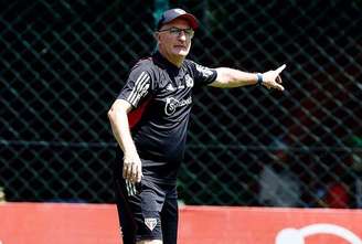 Dorival Júnior está cotado para voltar a treinar o São Paulo