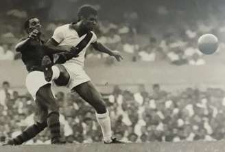 Brito em ação pelo Vasco da Gama contra o Flamengo –