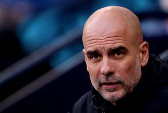 Pep Guardiola durante um jogo do Manchester City - 