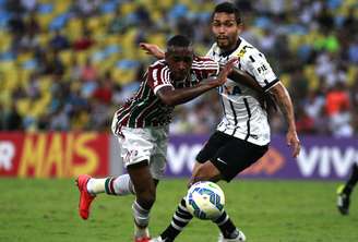 Petros se envolveu em polêmica após empate do Corinthians com o Fluminense