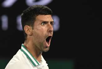 Novak Djokovic durante semifinal do Aberto da Austrália contra Aslan Karatsev
18/02/2021 REUTERS/Jaimi Joy