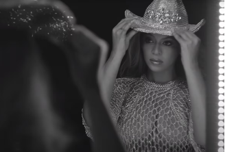 Beyoncé é a primeira mulher negra a liderar parada de country nos EUA