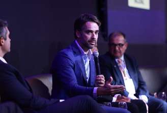 Eduardo Leite é pré-candidato ao Palácio do Planalto pelo PSD e disputa a vaga com os colegas de partido, os governadores Ratinho Jr., do Paraná, e Ronaldo Caiado, de Goiás