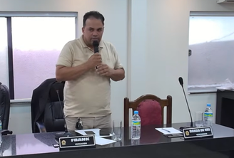 Vereador esquece 'Pai Nosso' e improvisa durante sessão na Câmara de Belém de Maria