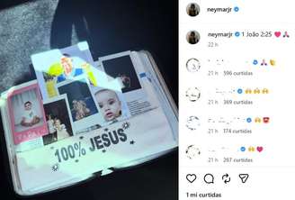 Neymar postou uma foto de família e citou uma passagem bíblica em uma postagem nas redes sociais – Reprodução